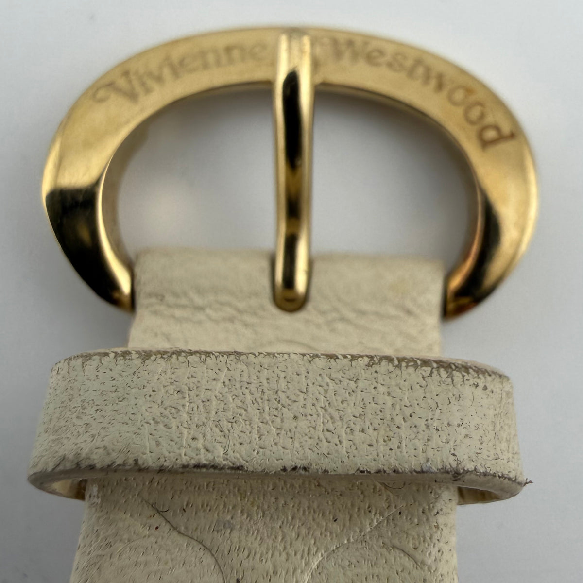 Vivienne Westwood Orb II VV006WHWH Ladies Gold Plated Swiss Quartz Watch 35mm Orb Charm- £80.00