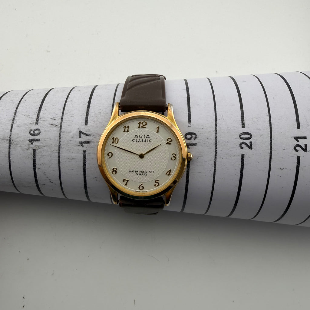 Avia Classic Mens Gold Tone Quartz Watch Fully Tested and Working- £30.00