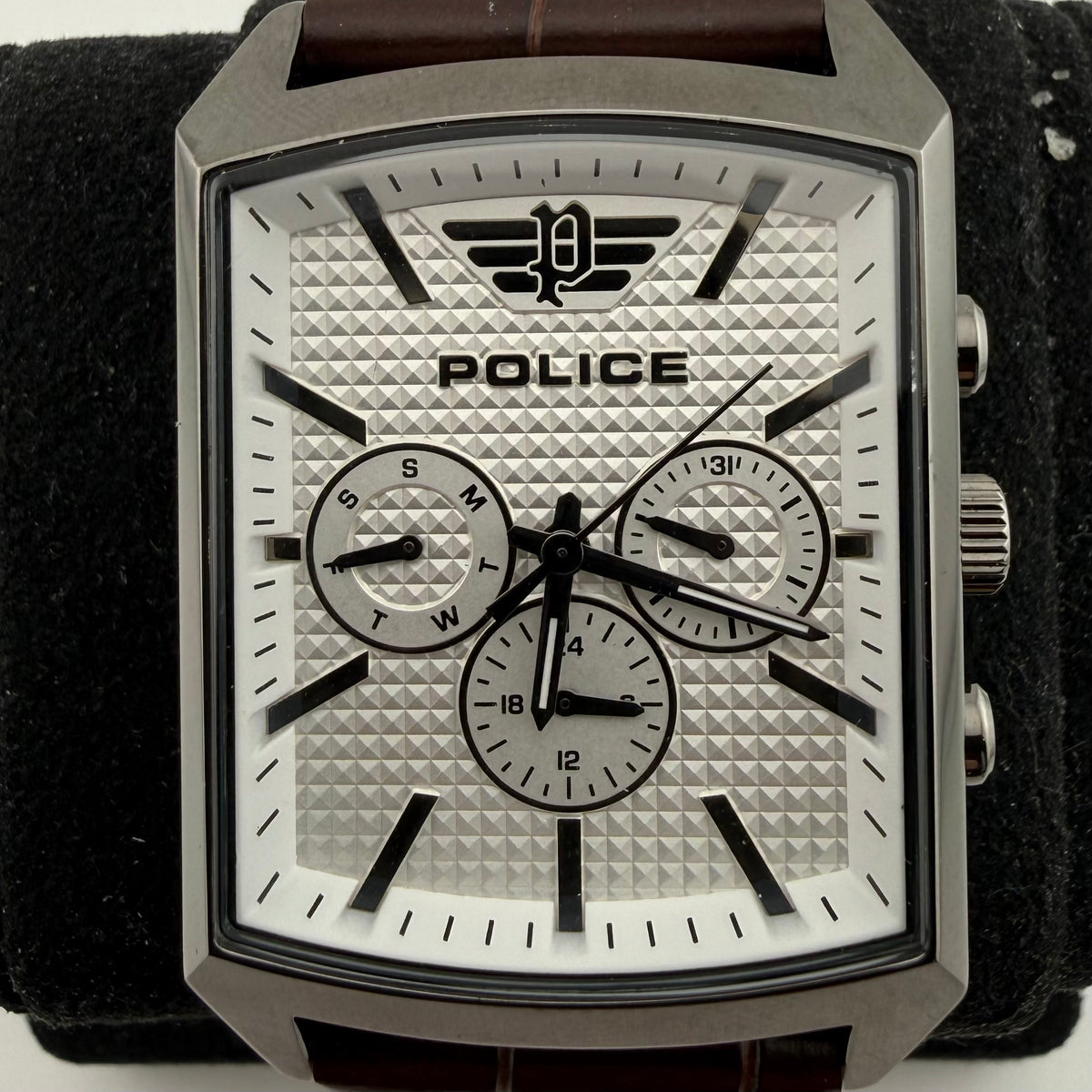 Police Saleve JF22048 Gents Rectangular Multifunction Quartz Watch 37mm (Fully Tested and Working)- £45.00