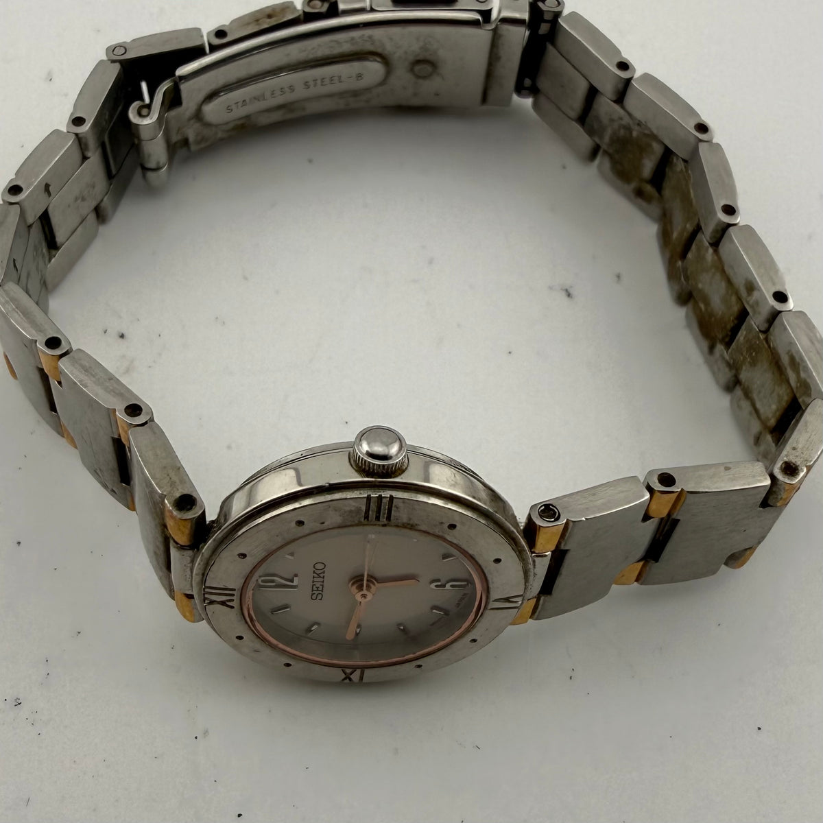 SEIKO Ladies 1N01-0AV0 Two Tone Quartz Watch (Fully Tested and Working)- £45.00
