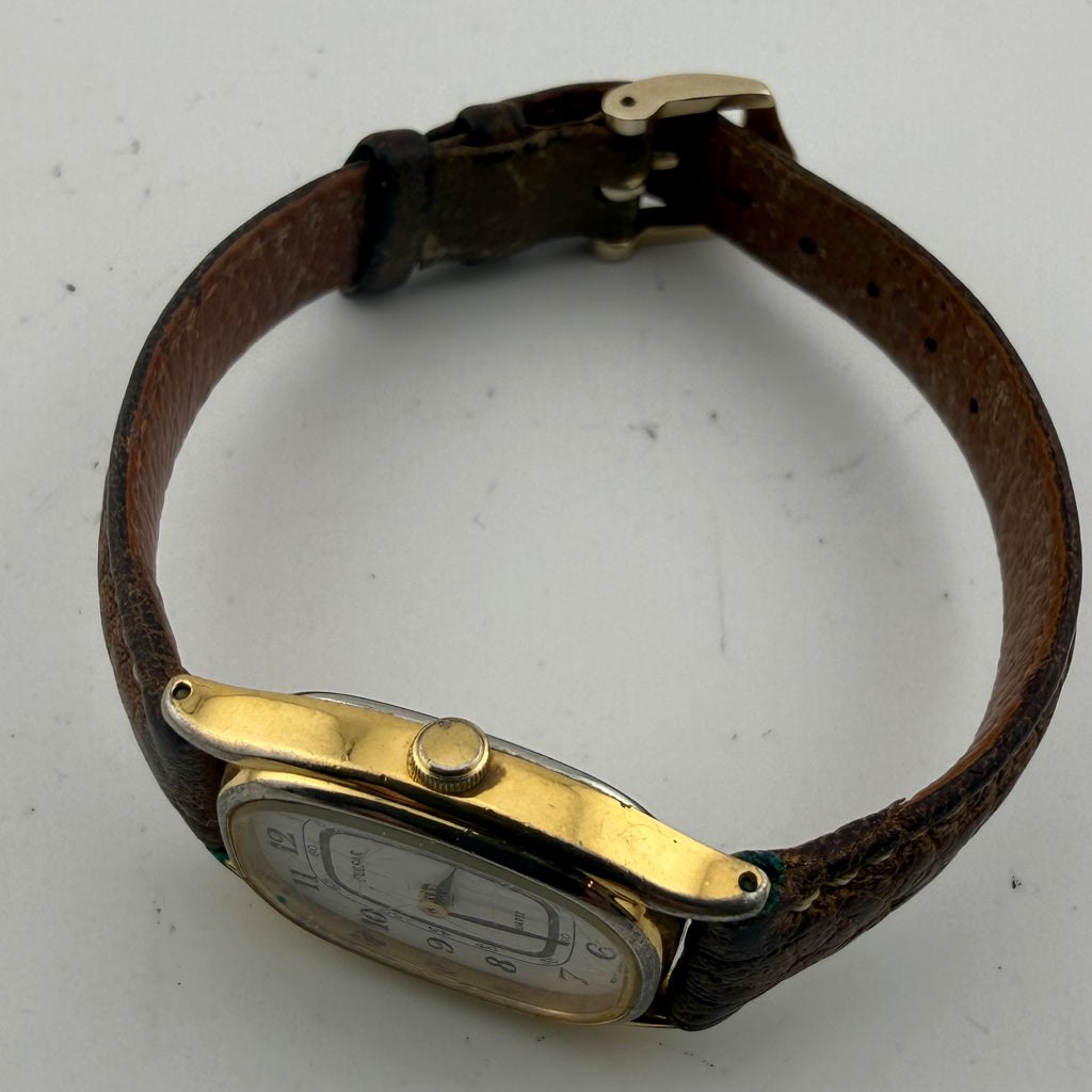 Vintage Pulsar V810-5690 Quartz Watch Gold Tone Arabic Dial Fully Tested and Working- £15.00