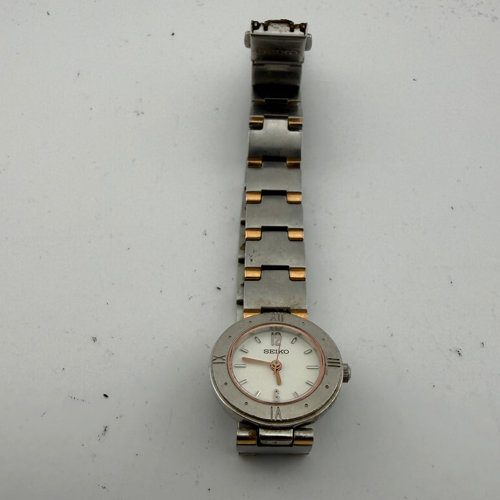 SEIKO Ladies 1N01-0AV0 Two Tone Quartz Watch (Fully Tested and Working)- £45.00