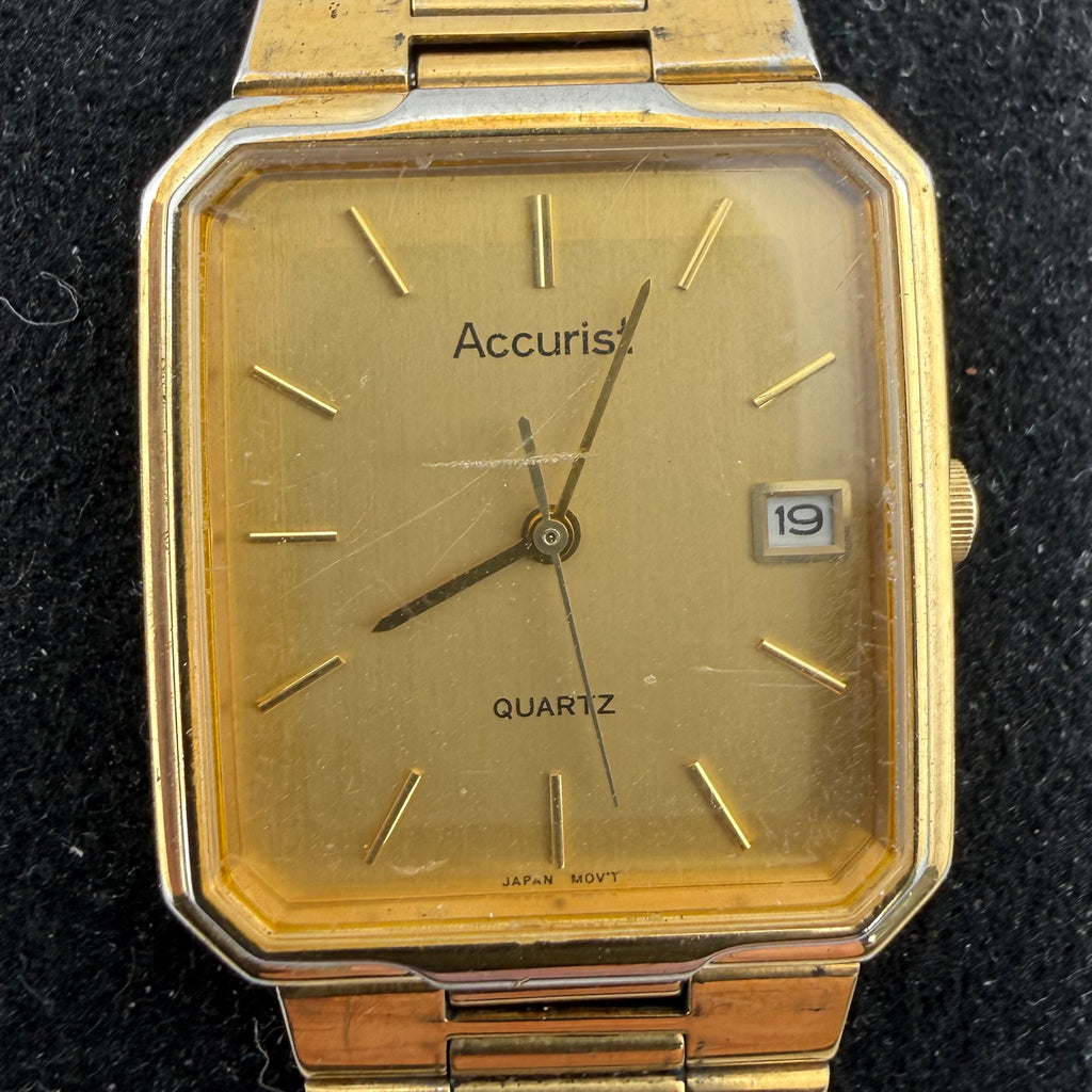Vintage Accurist Gents Gold Tone Quartz Date Bracelet Watch Fully Tested and Working- £20.00