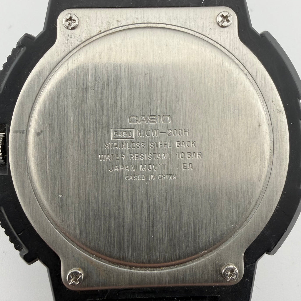 Casio MCW-200H 5490 Gents Chronograph 100M Black Sports Watch (Fully tested and Working)- £35.00