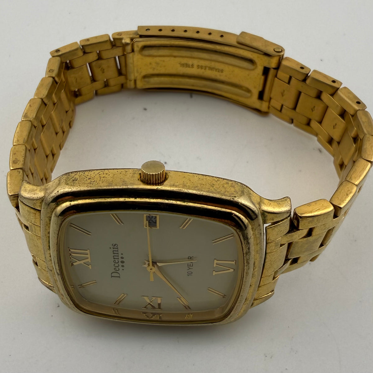 Decennis Gold Tone Quartz Date Watch Roman Dial 45mm New 10 Year Battery0 £20.00