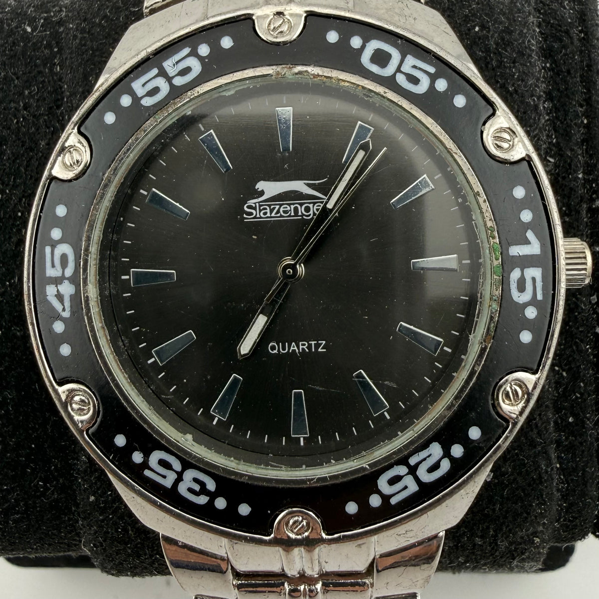 Slazenger Gents Black Dial Quartz Stainless Steel Bracelet Watch Fully Tested and Working- £15.00