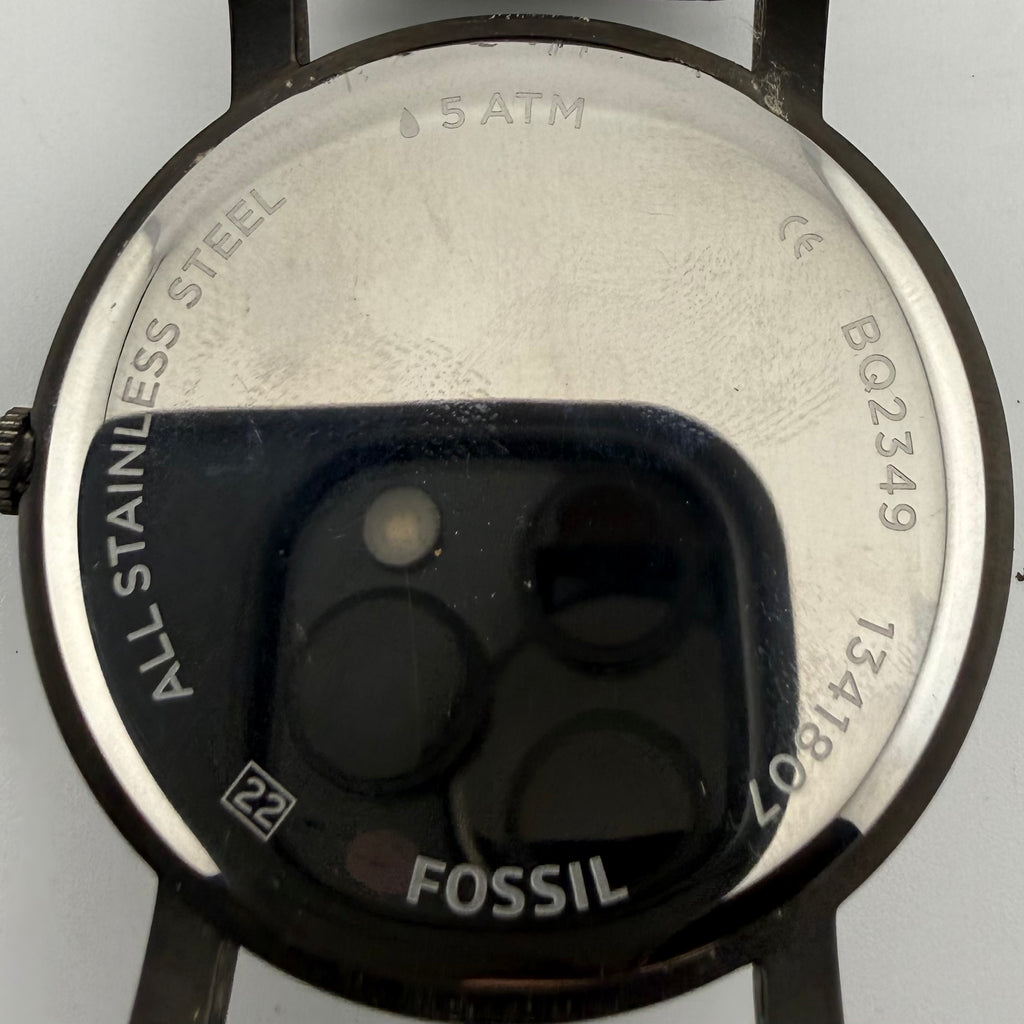 Fossil BQ2349 Men’s Minimalist Quartz Watch White Dial Blue Hands Leather Strap 46mm- £35.00