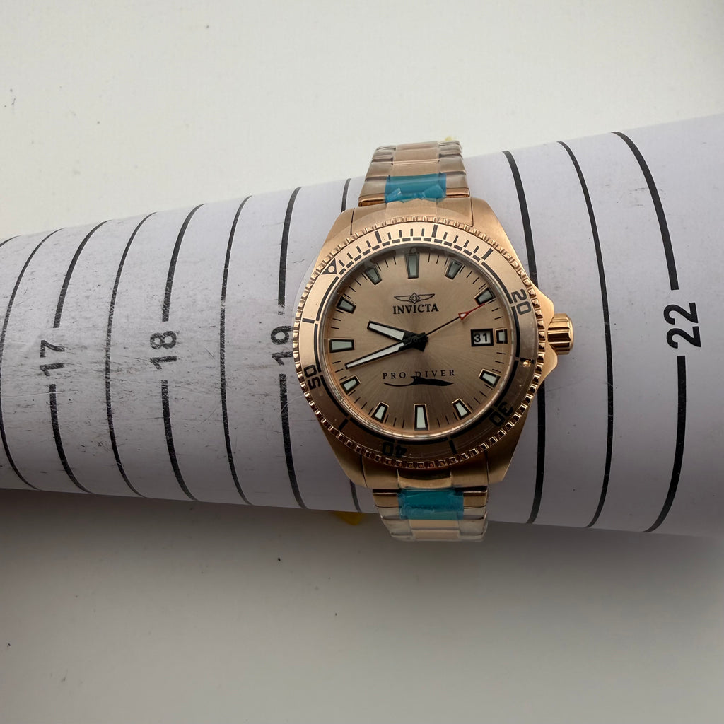 Invicta Pro Diver 21566 Rose Gold Ladies Quartz Watch Boxed (Fully Tested and working)- £75.00