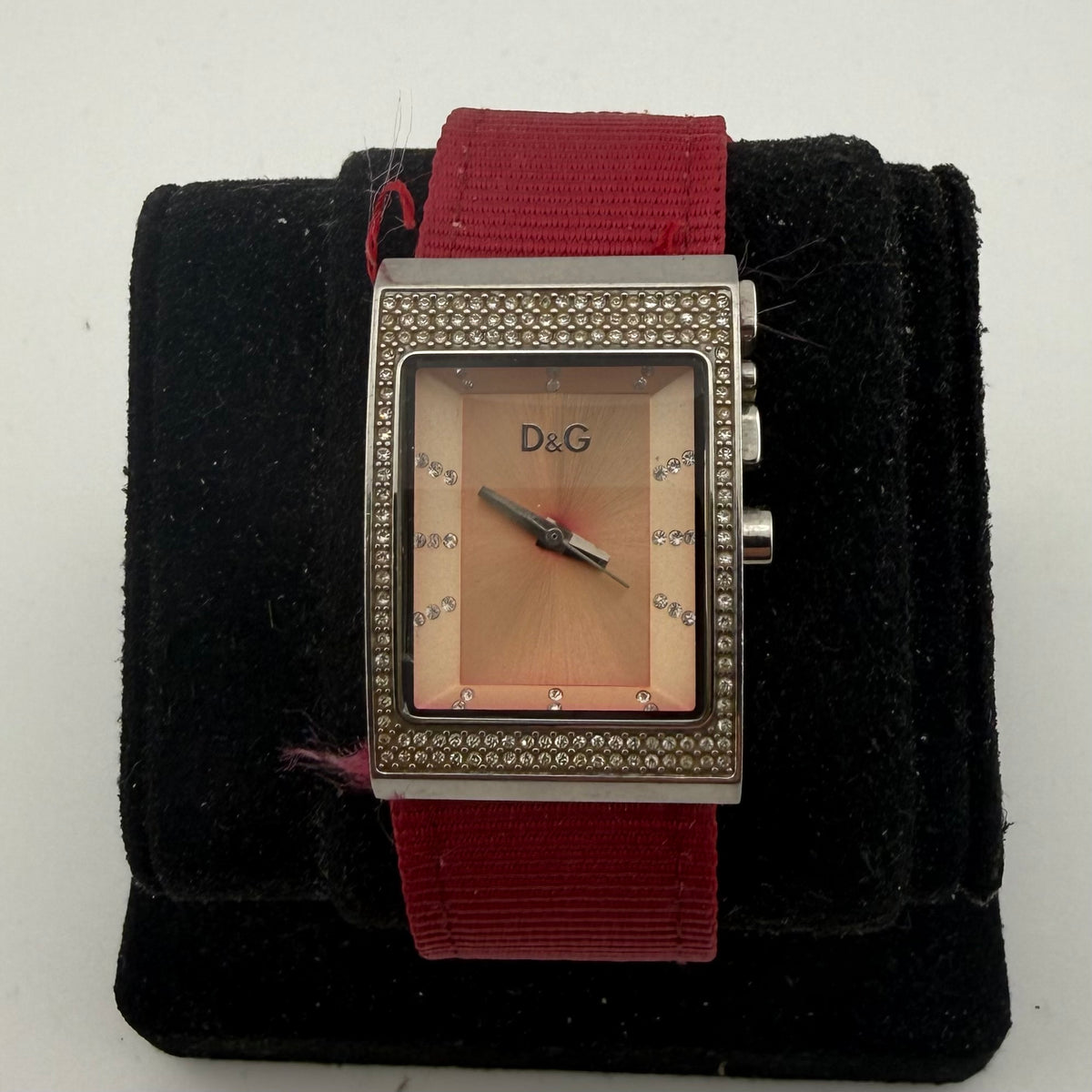 D&G Dolce & Gabbana Time Ladies Crystal Set Pink Watch Fully Tested and Working- £25.00