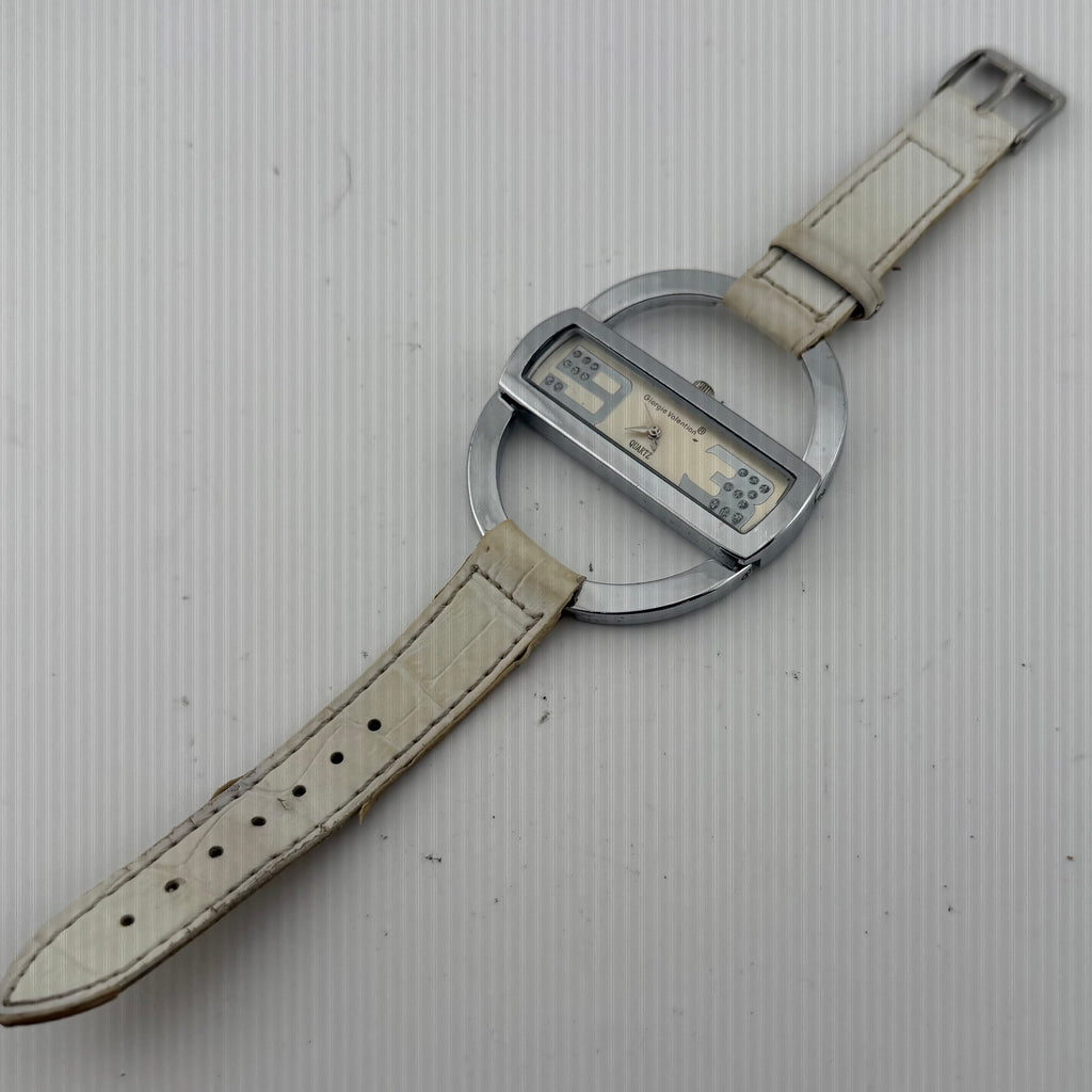 Giorgie Valentian 03888 Ladies Crystal Style Cuff Bangle Quartz Watch Fully Tested and Working