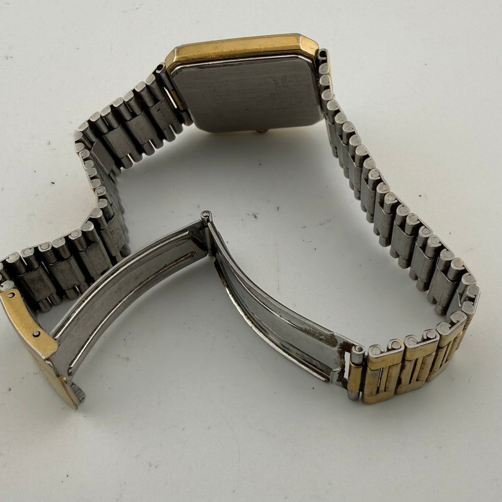 Vintage Accurist Gents Gold Tone Quartz Date Bracelet Watch Fully Tested and Working- £20.00