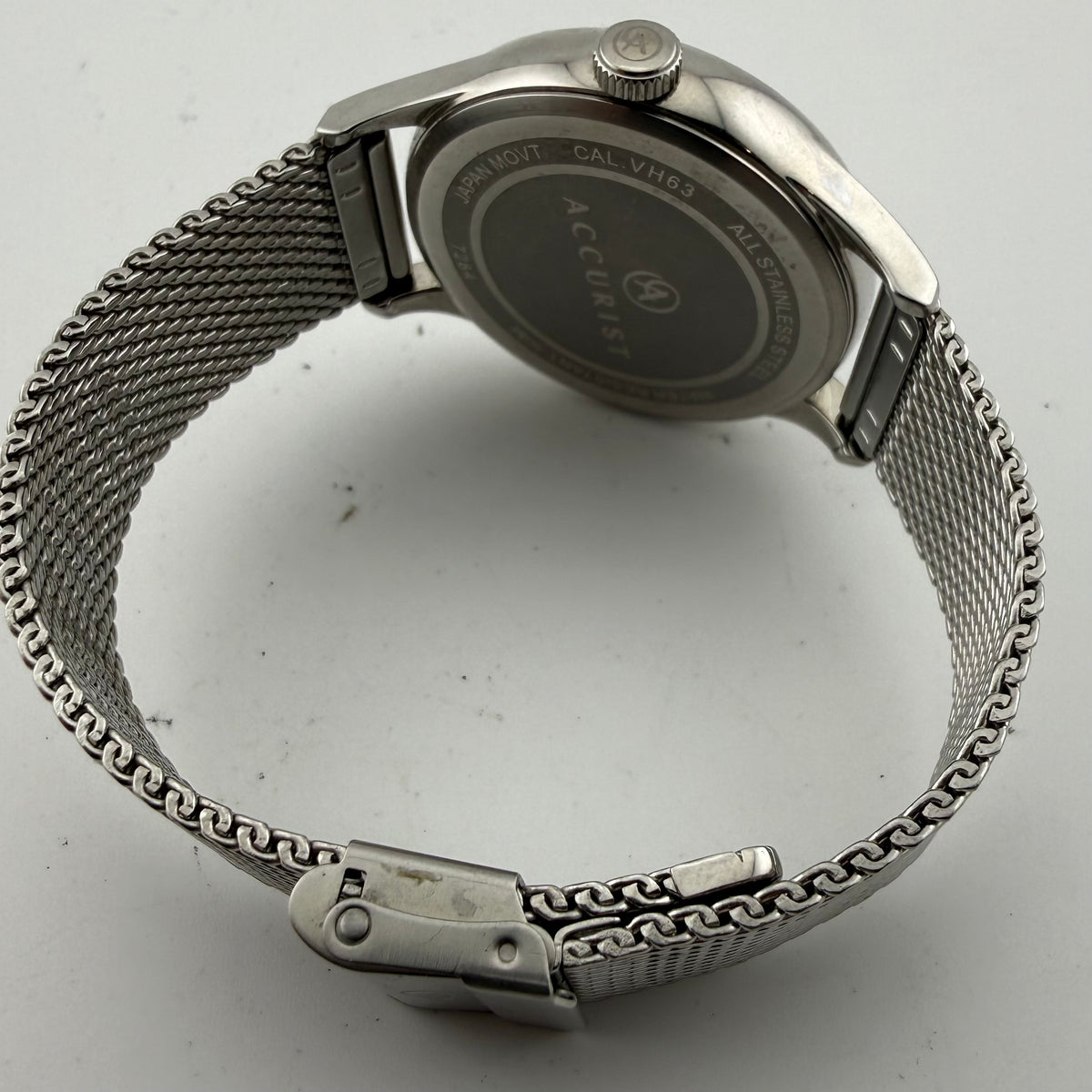 Accurist 7284 Mens Multifunction Silver Dial Mesh Bracelet Watch Fully Tested and Working- £40.00