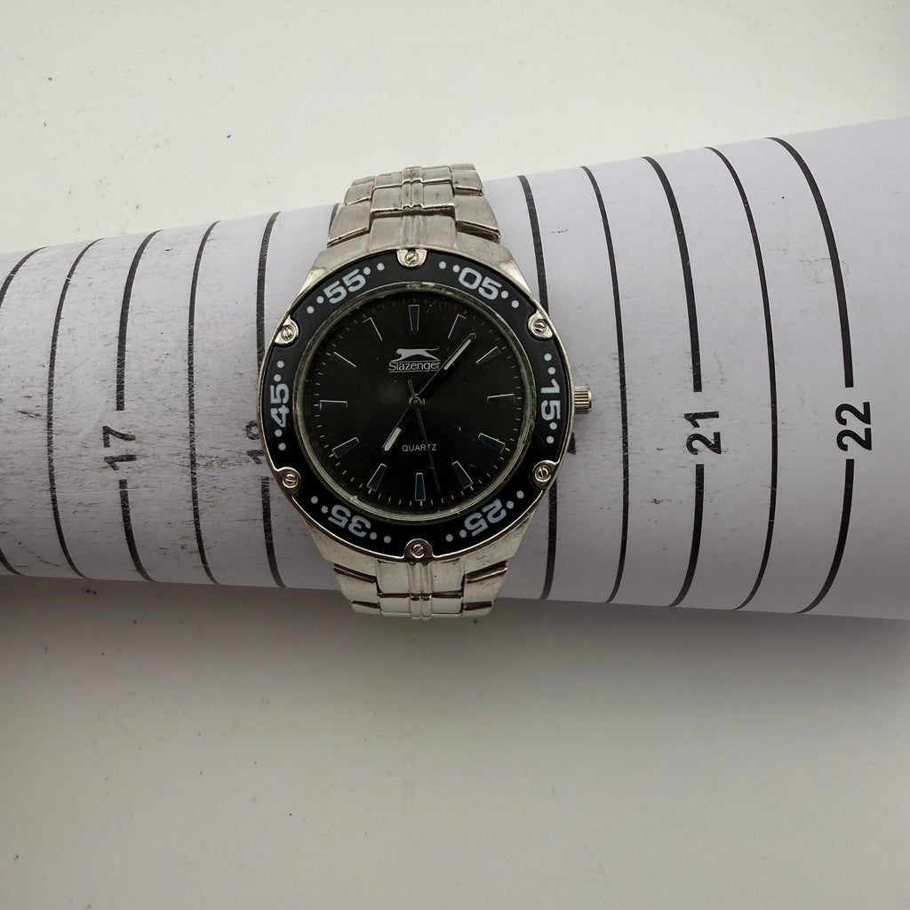 Slazenger Gents Black Dial Quartz Stainless Steel Bracelet Watch Fully Tested and Working- £15.00