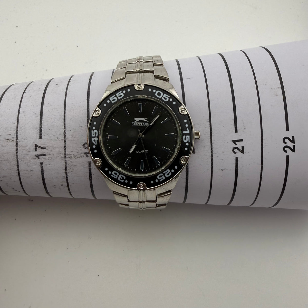 Slazenger Gents Black Dial Quartz Stainless Steel Bracelet Watch Fully Tested and Working- £15.00