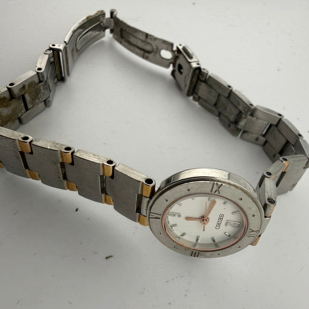 SEIKO Ladies 1N01-0AV0 Two Tone Quartz Watch (Fully Tested and Working)- £45.00