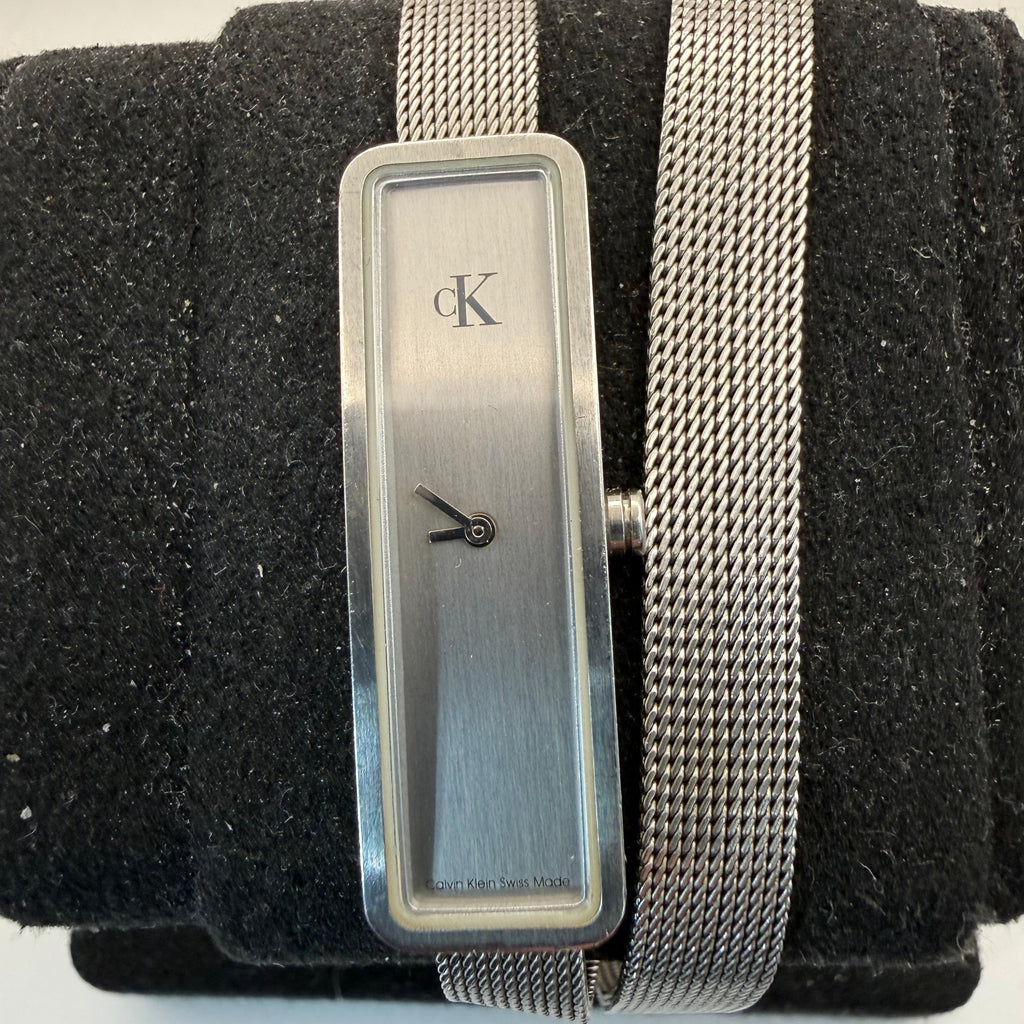 Calvin Klein Swiss Made Ladies Long Rectangular Silver Mesh Watch (Fully Tested and working)- £30.000