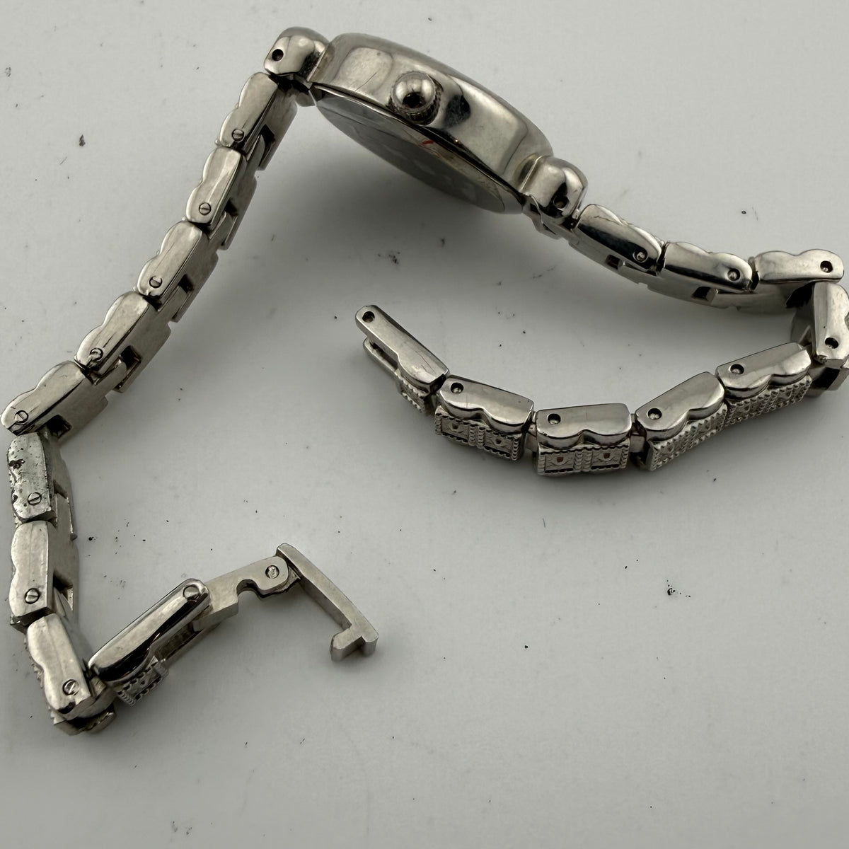 Constant Ladies Silver Tone Black Dial Quartz Bracelet Watch Fully Tested and  Working- £15.00