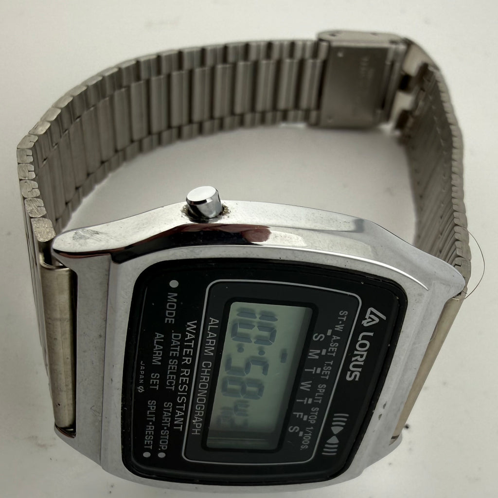 Vintage Lorus Alarm Chronograph Digital Watch Y798-4810 Japan 32mm (Fully Tested and working)- £40.00