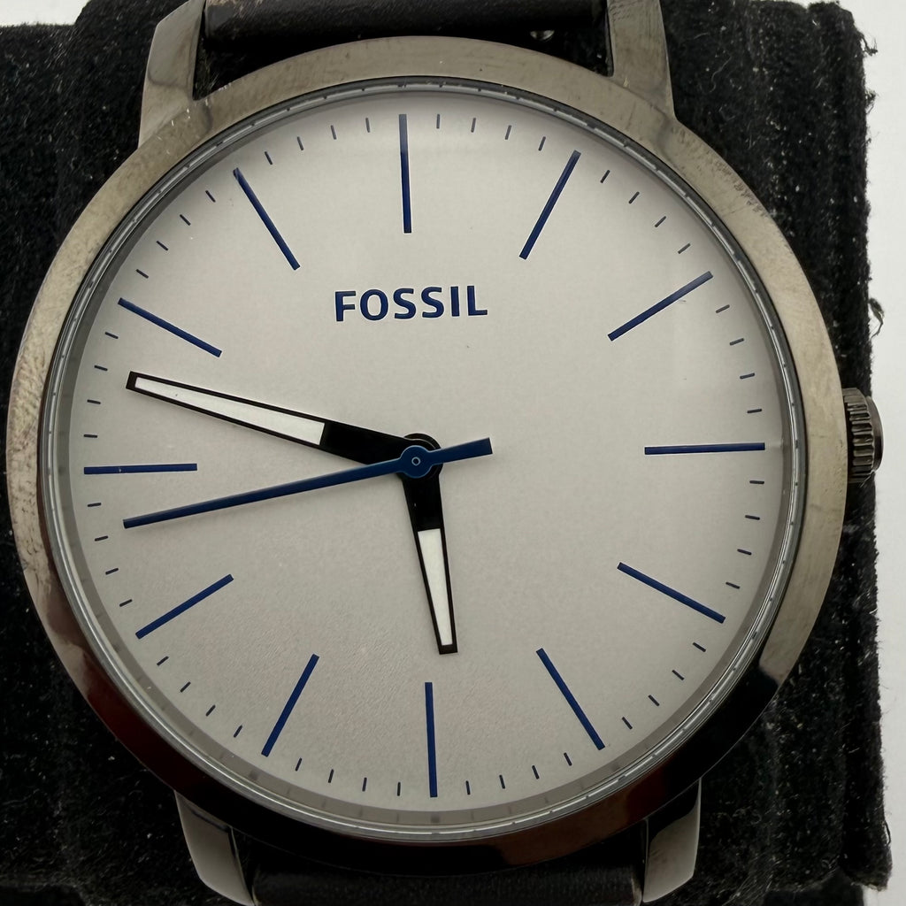 Fossil BQ2349 Men’s Minimalist Quartz Watch White Dial Blue Hands Leather Strap 46mm- £35.00