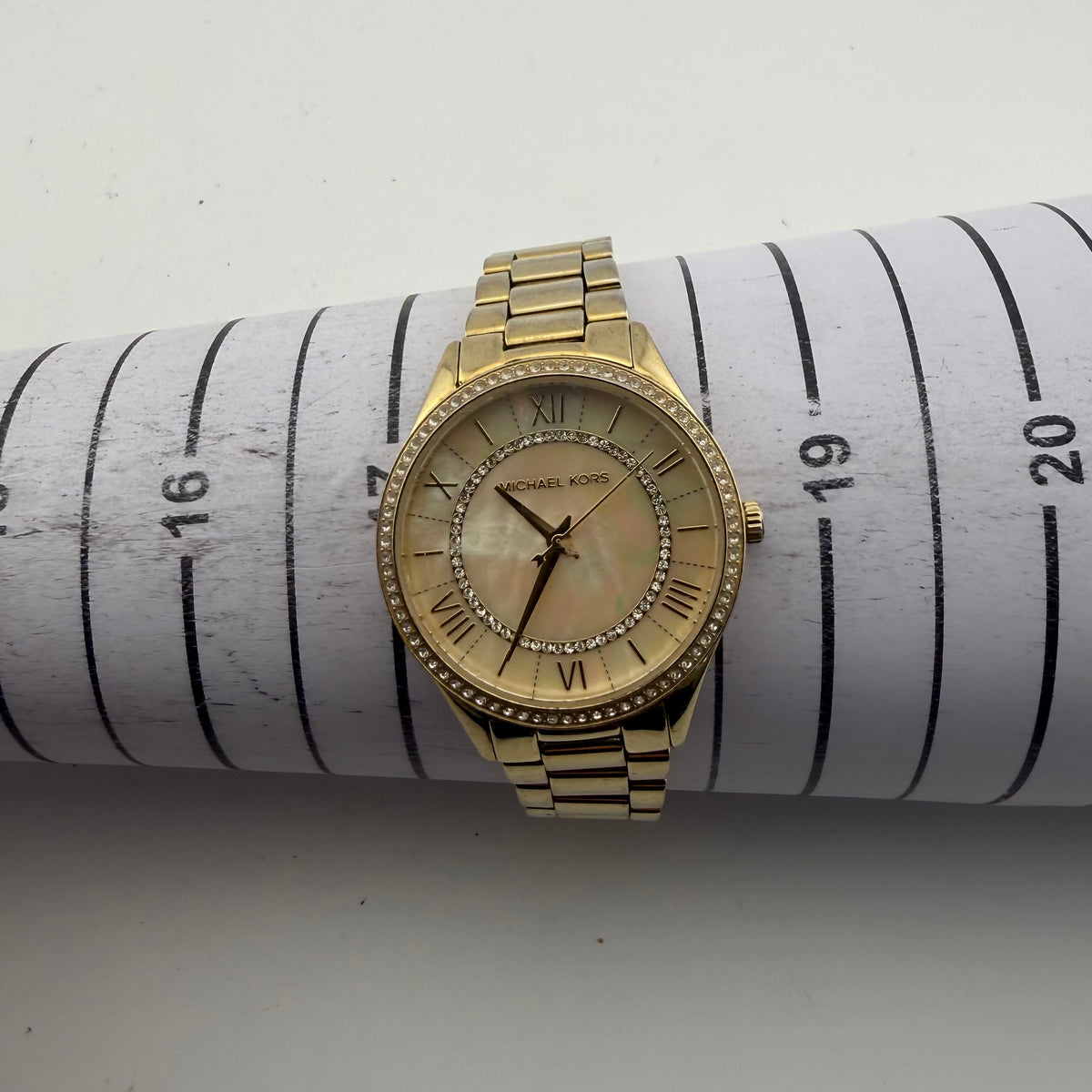 Michael Kors MK4463 Ladies Gold Tone Mother of Pearl Crystal Watch 35mm Boxed (Fully Tested and working)- £45.00