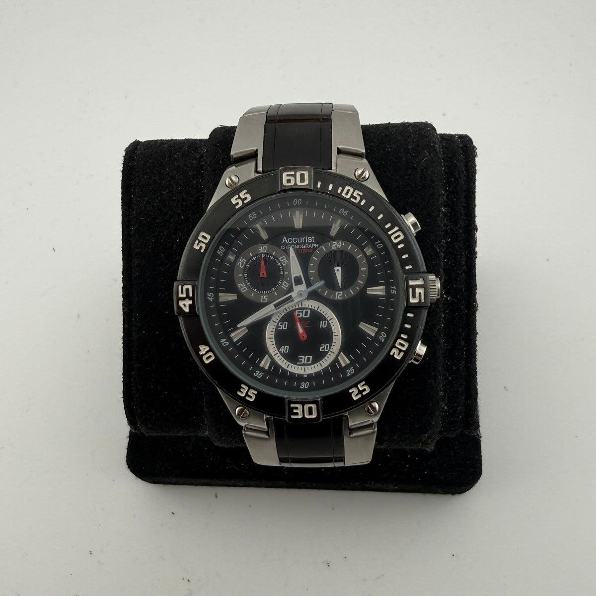 Accurist MS653 Men’s Black Dial Quartz Chronograph 100M 45mm Watch (Fully Tested and working)- £40.00