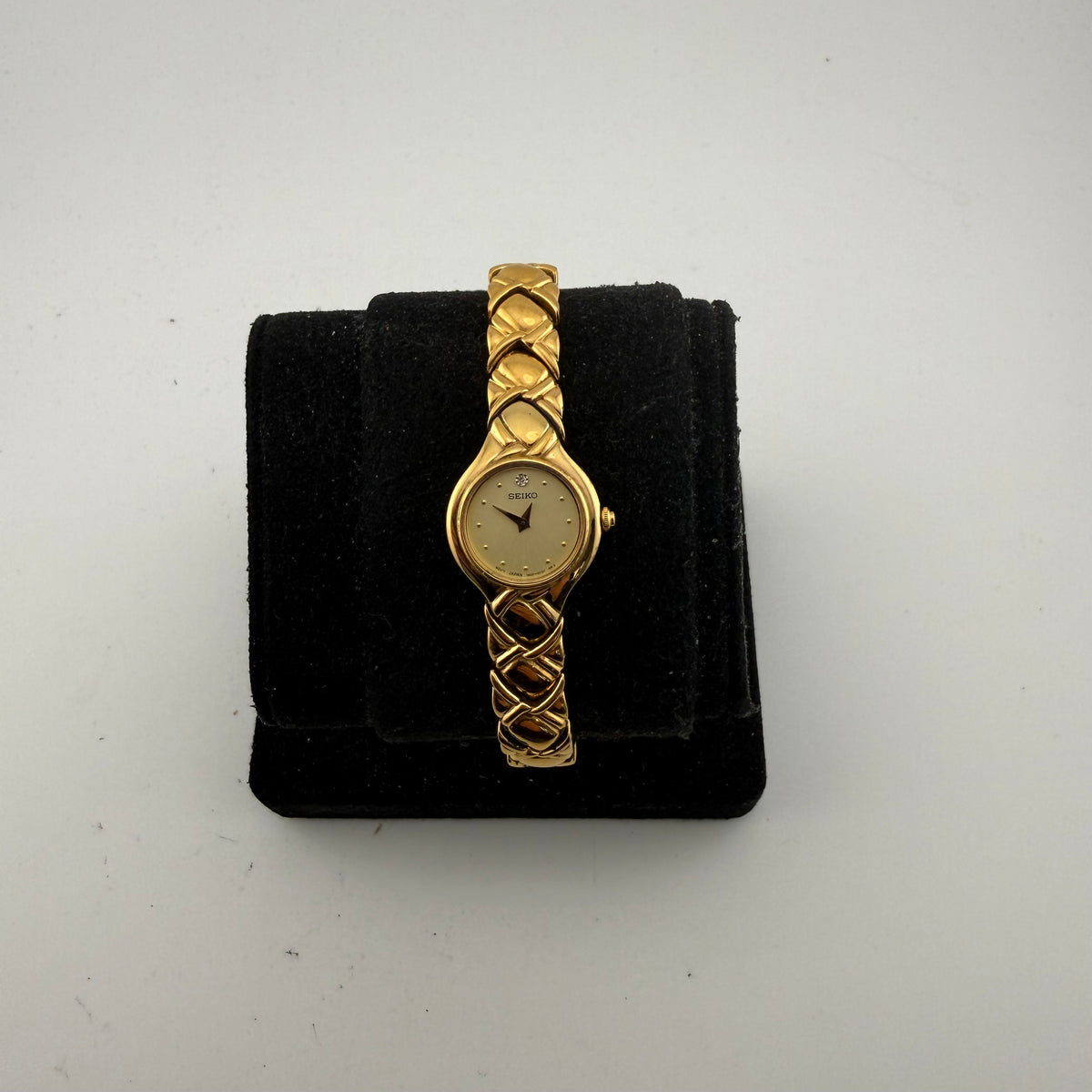 Seiko Ladies Gold Tone Quartz Watch 1N00-0CG8 Bracelet Fully Tested and  Working- £40.00