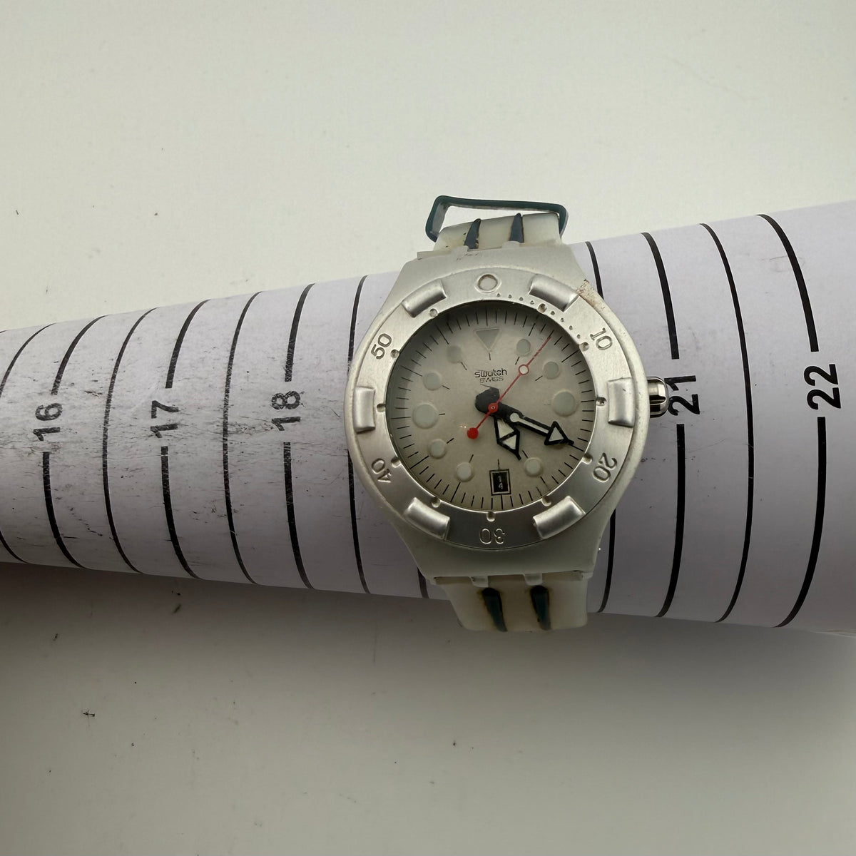 Swatch Irony Scuba 200 Aluminium Swiss Gents Watch 200M Fully Tested and Working- £50.00