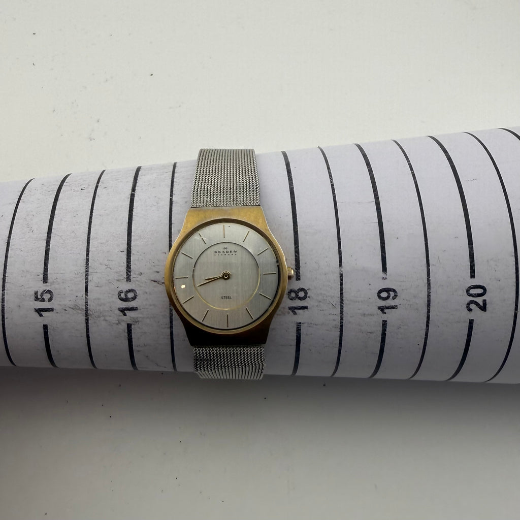 Skagen Denmark Vintage Style Two Tone Quartz Mesh Bracelet Watch Fully Tested and - £20.00