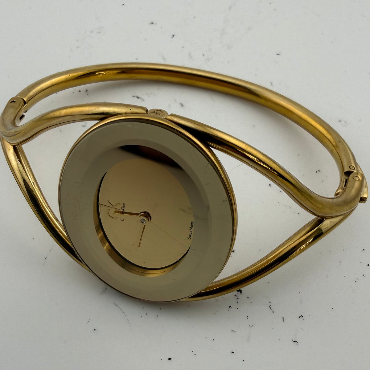Calvin Klein CK K1A23301 Gold Bangle Ladies Swiss Watch (Fully Tested and working)- £25.00