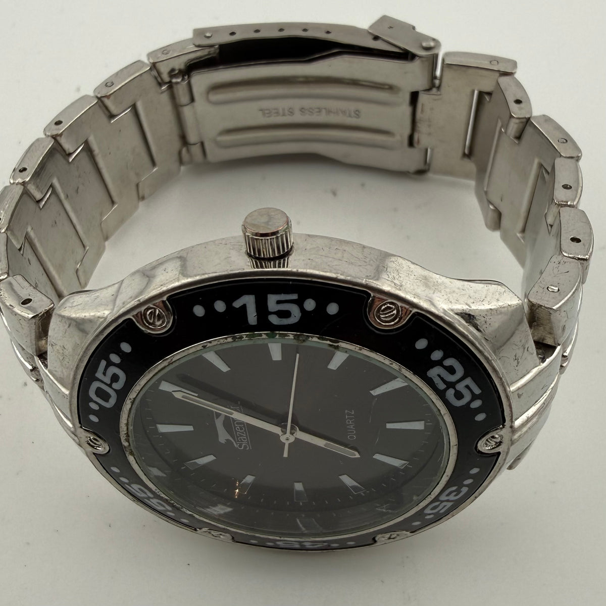 Slazenger Gents Black Dial Quartz Stainless Steel Bracelet Watch Fully Tested and Working- £15.00
