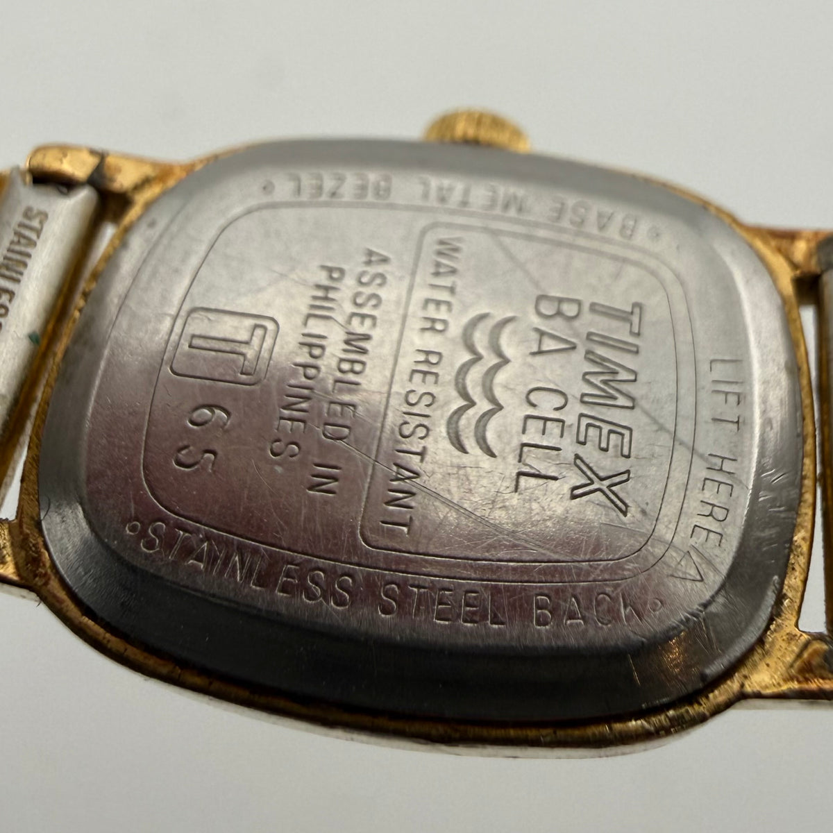 Vintage Timex T65 Ladies Gold Tone Quartz Watch Expansion Bracelet Fully Tested and Working- £10.00
