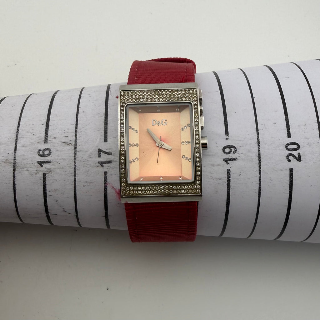 D&G Dolce & Gabbana Time Ladies Crystal Set Pink Watch Fully Tested and Working- £25.00