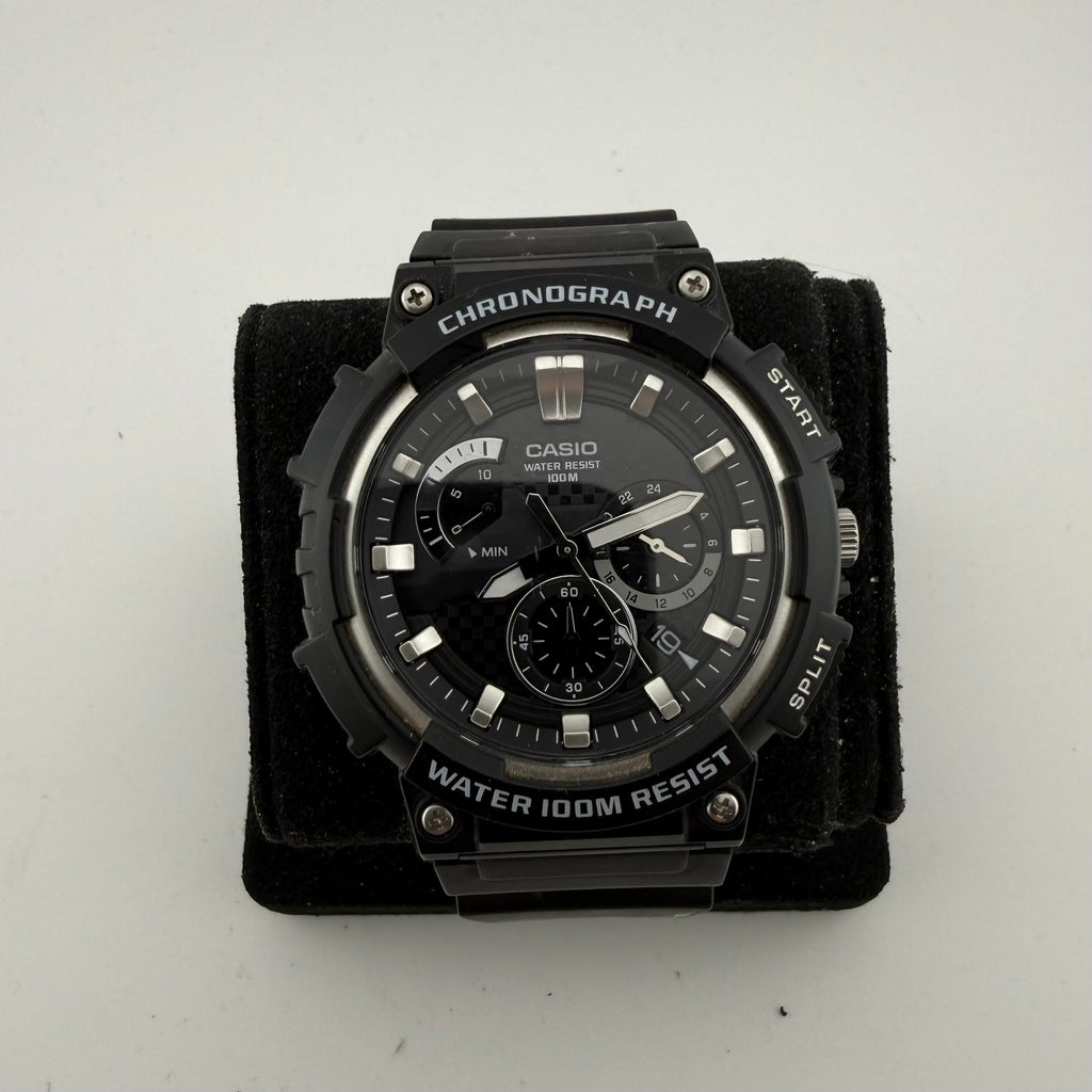 Casio MCW-200H 5490 Gents Chronograph 100M Black Sports Watch (Fully tested and Working)- £35.00