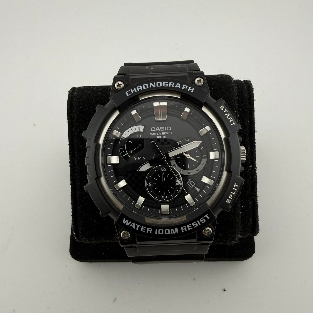 Casio MCW-200H 5490 Gents Chronograph 100M Black Sports Watch (Fully tested and Working)- £35.00