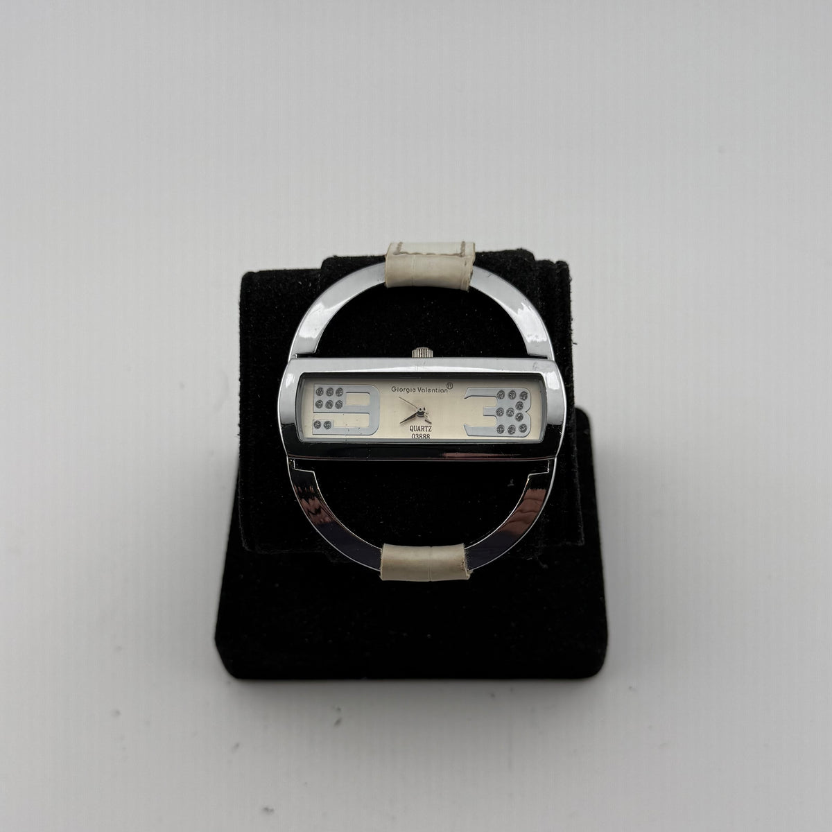 Giorgie Valentian 03888 Ladies Crystal Style Cuff Bangle Quartz Watch Fully Tested and Working
