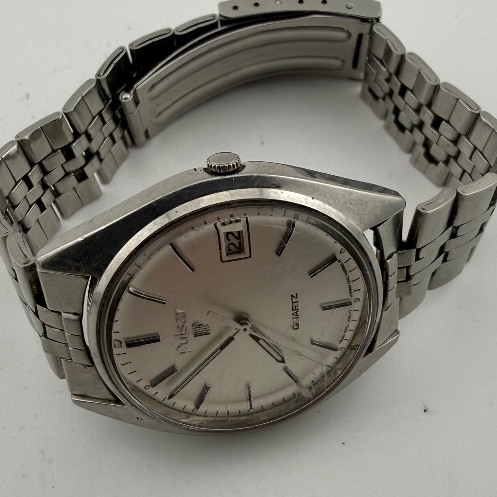 Vintage Pulsar Y562-812L Gents Quartz Silver Dial Date Watch Fully Tested and Working- £35.00