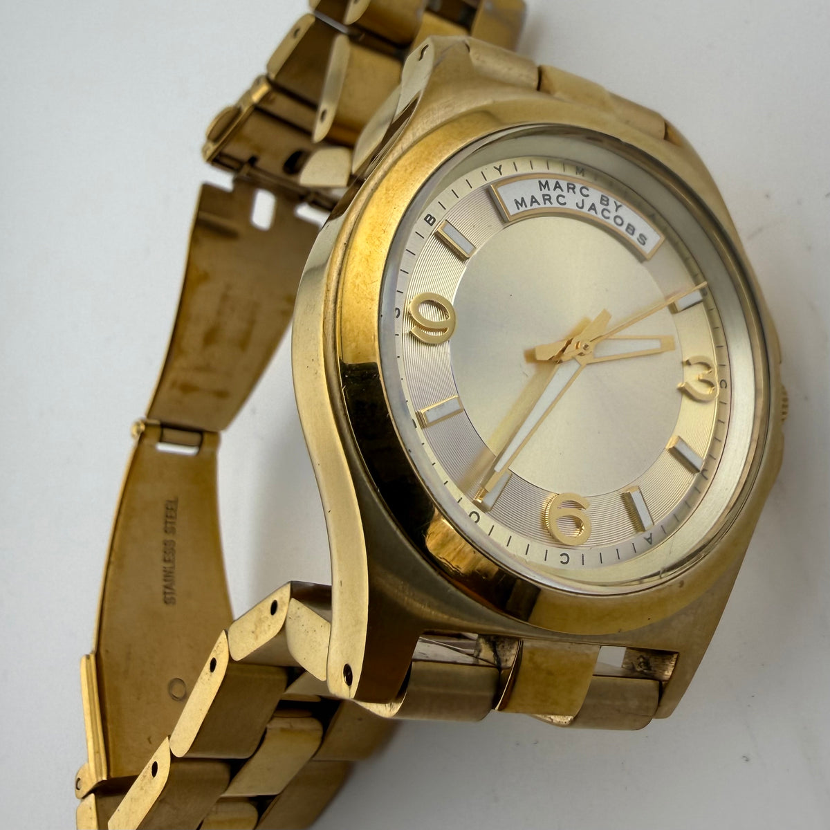 Marc by Marc Jacobs MBM3231 Gold Tone Watch 41mm (Fully Tested and Working)- £40.00
