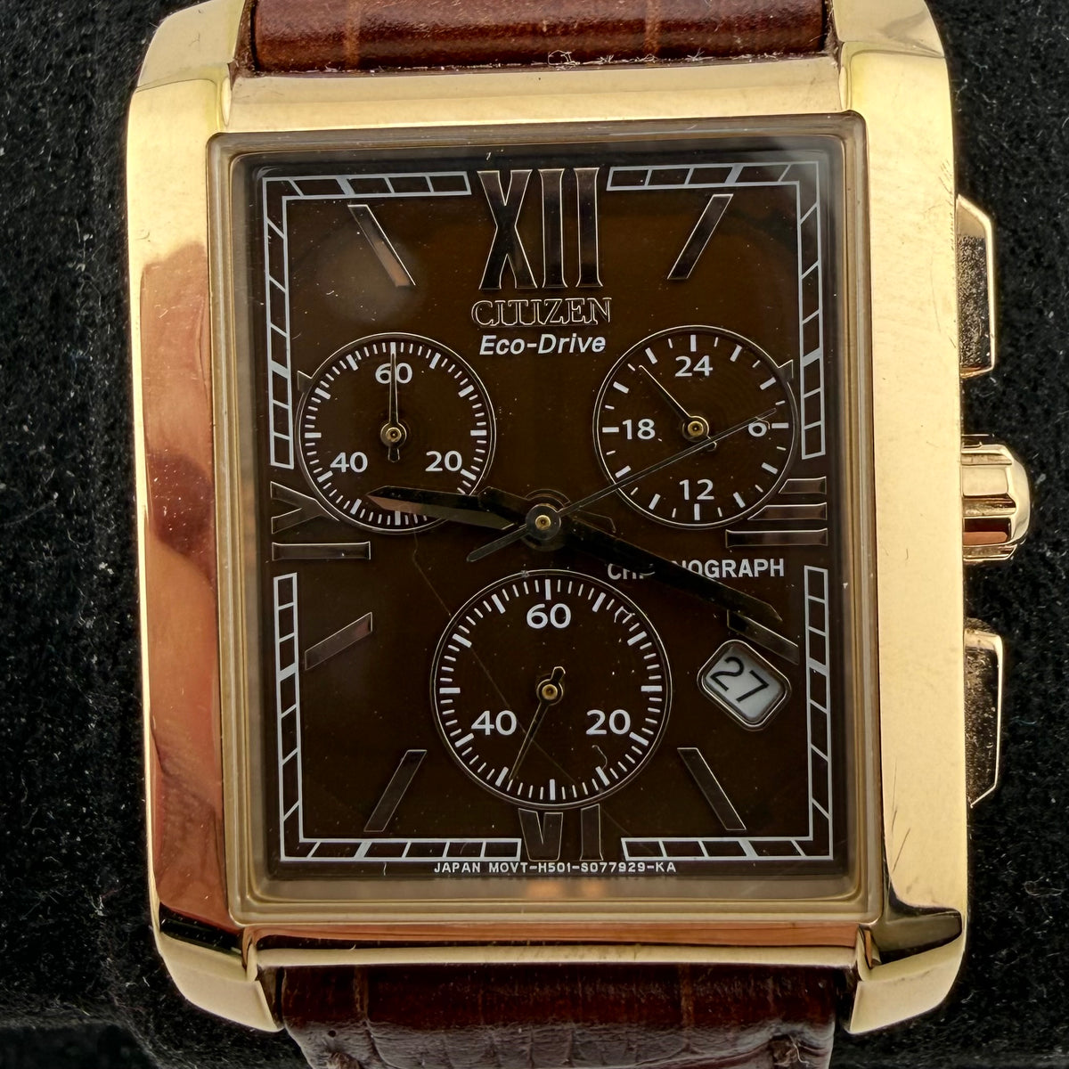 Citizen Eco-Drive H501-S077929 Gold Tone Rectangular Chronograph Brown Dial 33mm – Boxed- £120.00