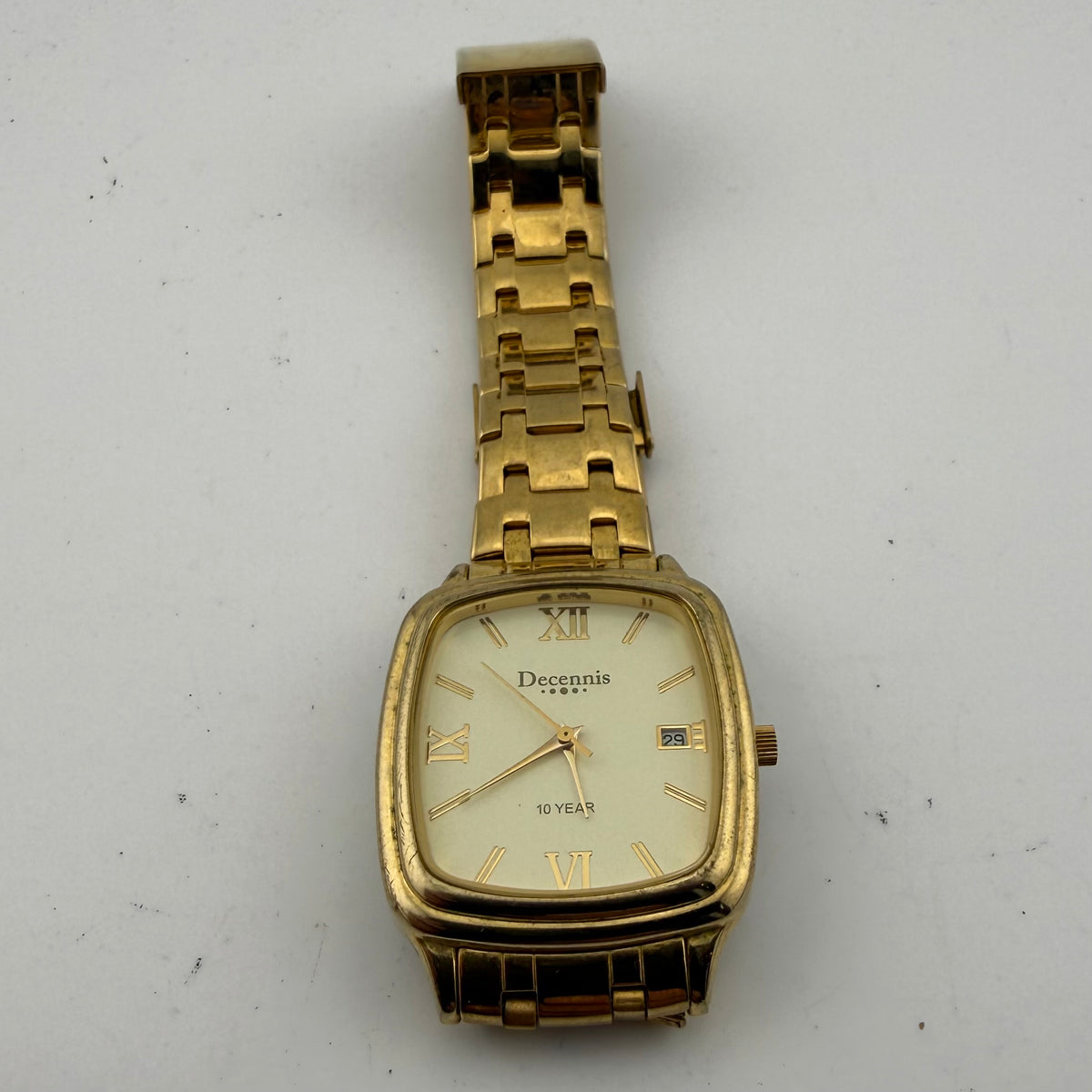 Decennis Gold Tone Quartz Date Watch Roman Dial 45mm New 10 Year Battery0 £20.00
