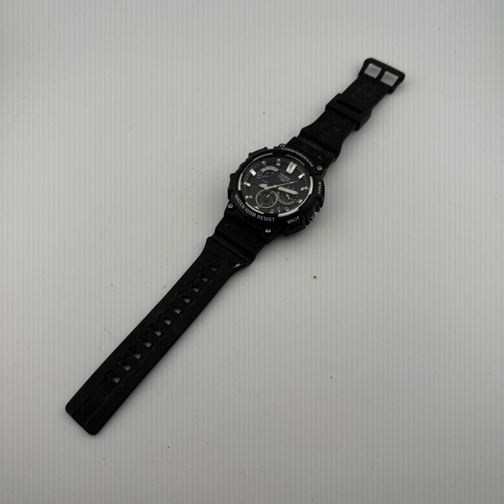 Casio MCW-200H 5490 Gents Chronograph 100M Black Sports Watch (Fully tested and Working)- £35.00