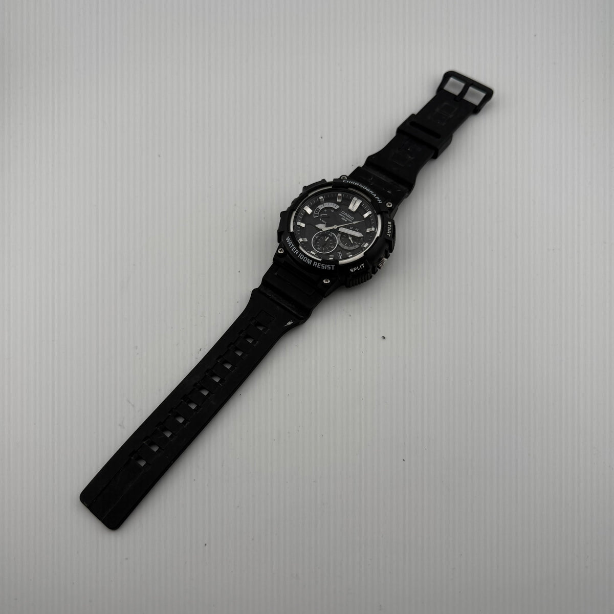 Casio MCW-200H 5490 Gents Chronograph 100M Black Sports Watch (Fully tested and Working)- £35.00