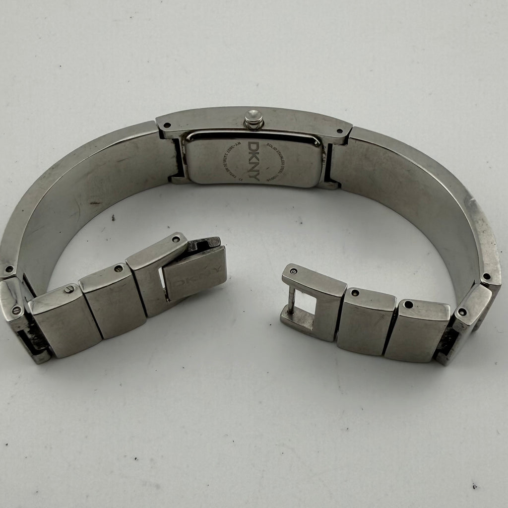 DKNY NY3407 Ladies Crystal Bracelet Mother of Pearl Dial Watch 15mm (Fully Tested and working)- £25.00