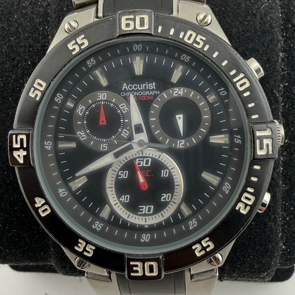 Accurist MS653 Men’s Black Dial Quartz Chronograph 100M 45mm Watch (Fully Tested and working)- £40.00