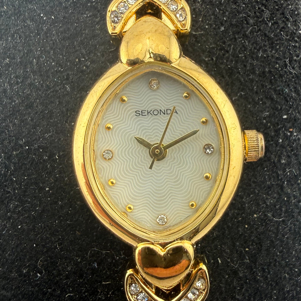Sekonda Ladies Gold Tone Quartz Watch Crystal Set Heart Bracelet Fully Tested and Working- £12.00
