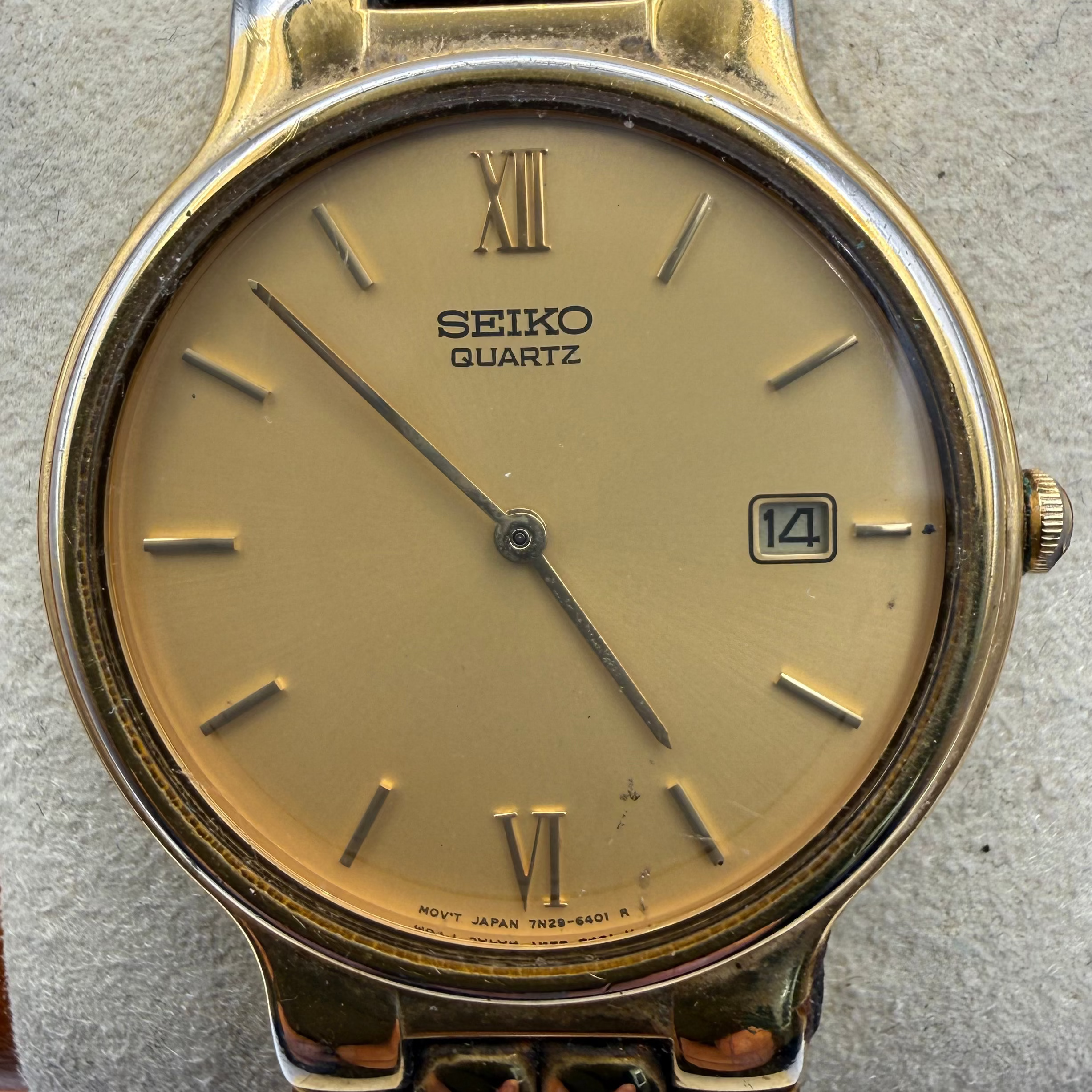 Vintage Seiko Quartz 7N29-6201 Gold Tone Date Watch 35mm Men's Classic Dress Watch (Fully Tested and Working)- £60.00