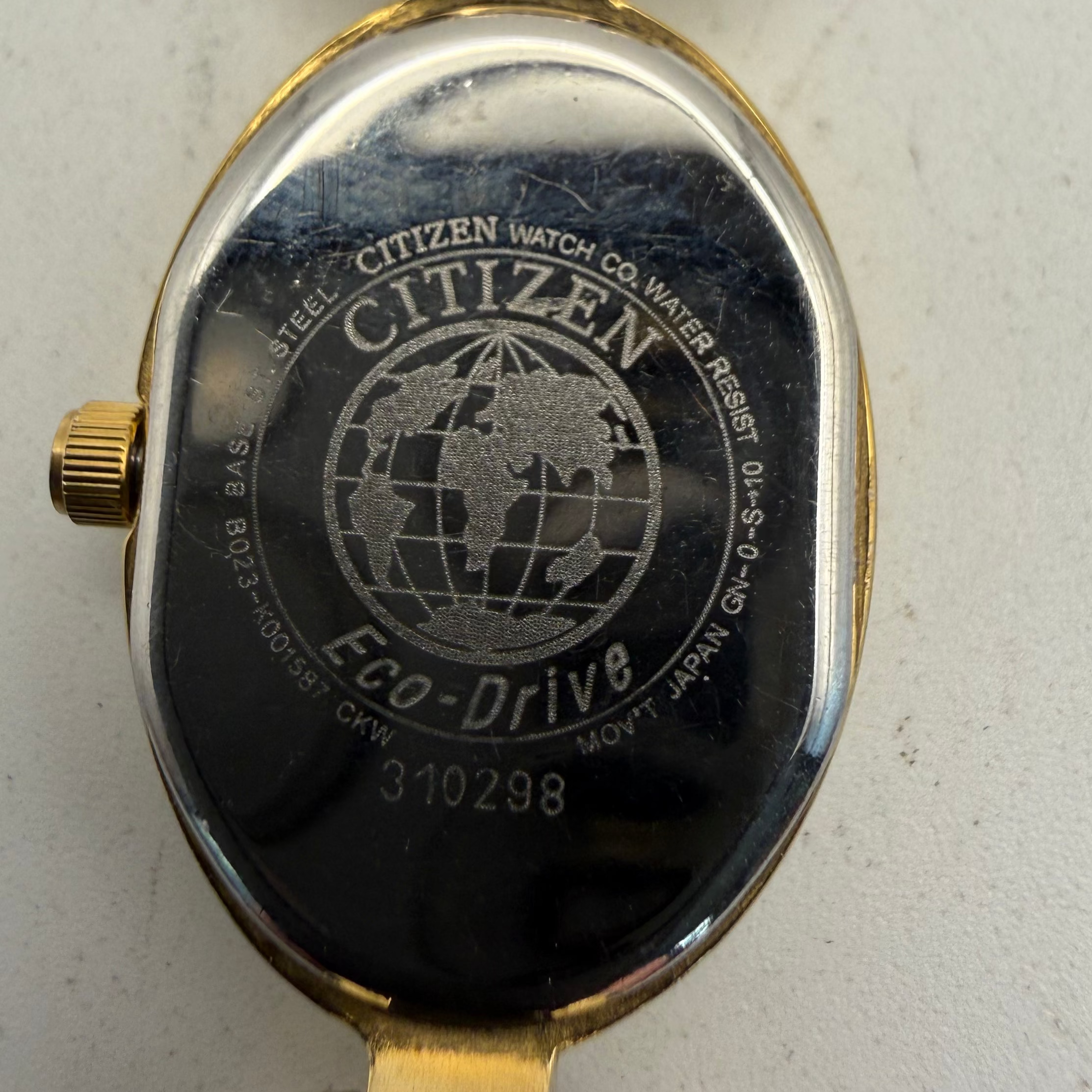 Citizen Eco-Drive B023-K002793 Ladies Gold Tone Oval Bracelet Watch (Fully Tested and Working)- £35.00