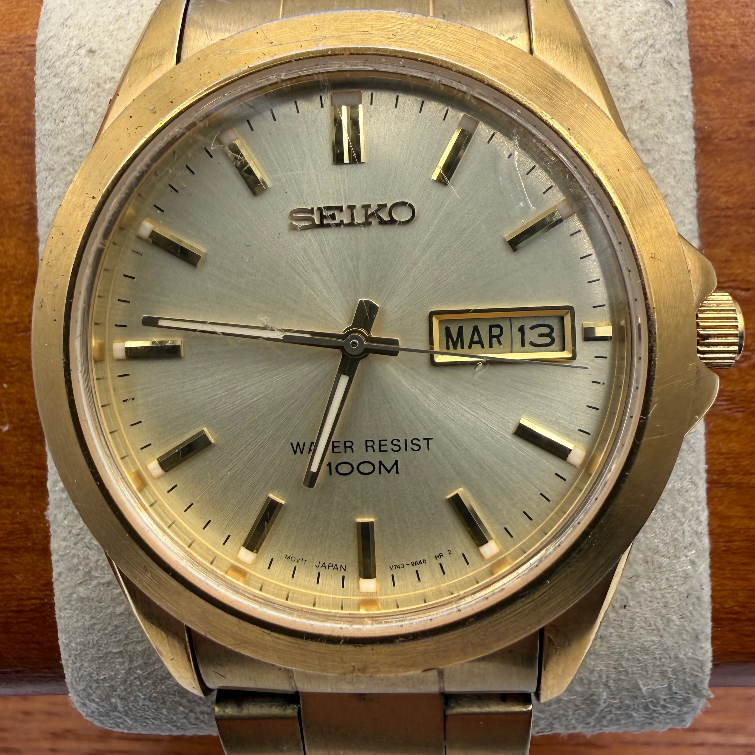 Seiko 7N43-9A20 Gold Tone Day Date Quartz Men's Watch 40mm Boxed- £65.00
