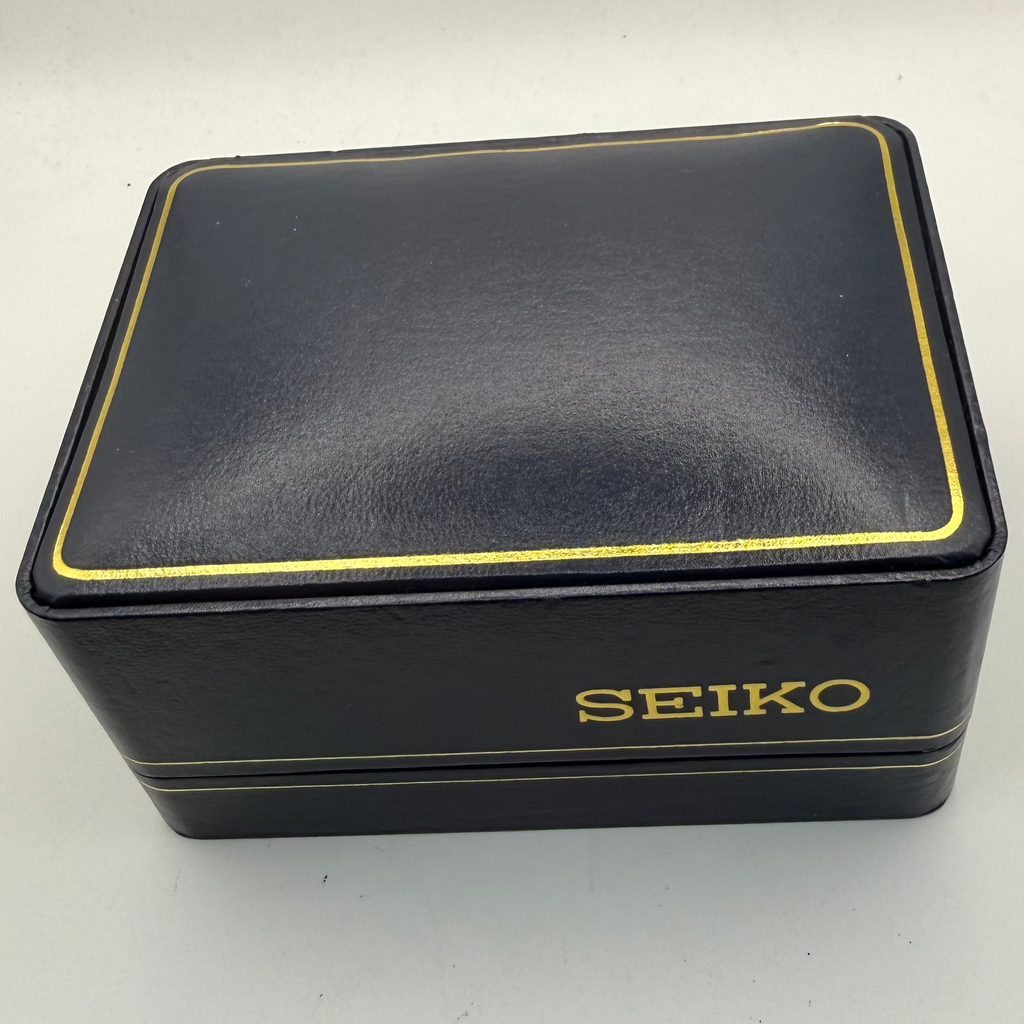 Seiko 7N43-9A20 Gold Tone Day Date Quartz Men's Watch 40mm Boxed- £65.00