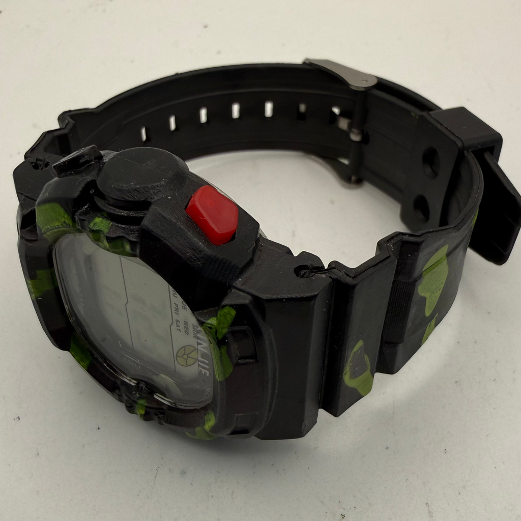 XINJIE Digital Camouflage Children's Youth Watch 39.5mm Black Green- £5.00