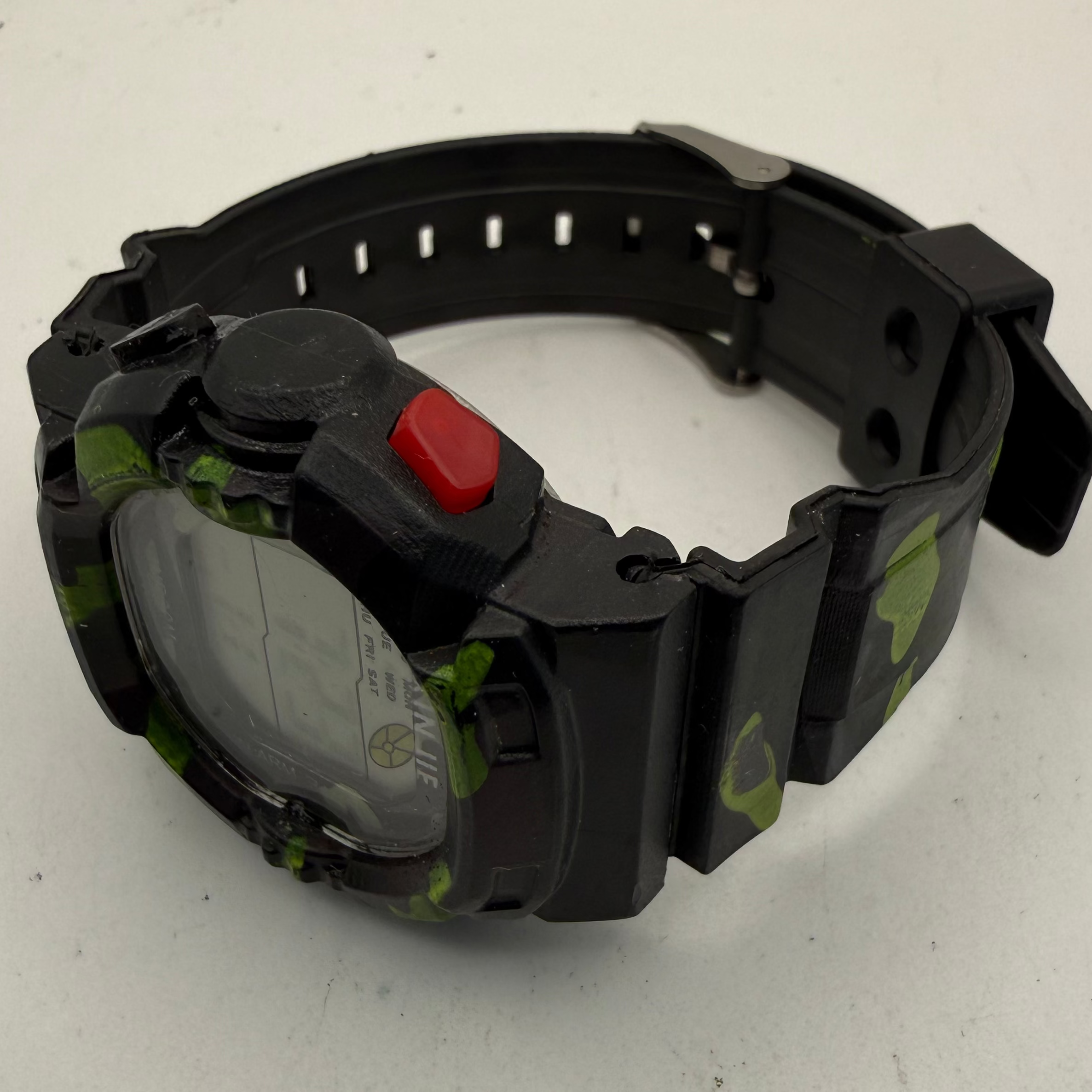 XINJIE Digital Camouflage Children's Youth Watch 39.5mm Black Green- £5.00